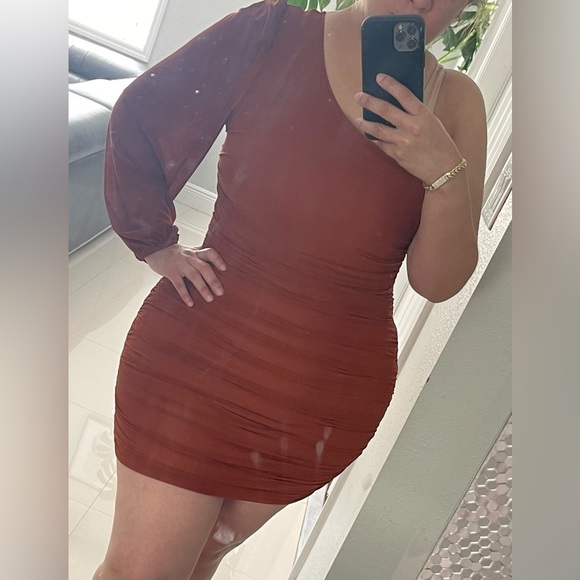 SHEIN Dresses & Skirts - Ruched Dress